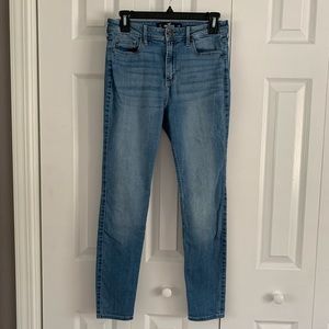 Hollister High Rise Super Skinny Jeans